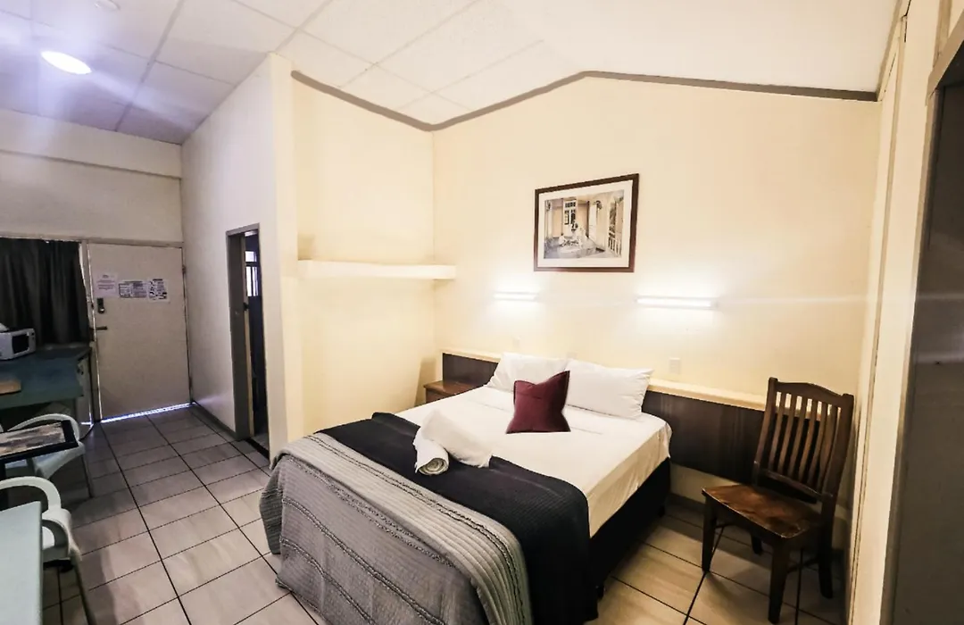 Royal Motel Rockhampton-1