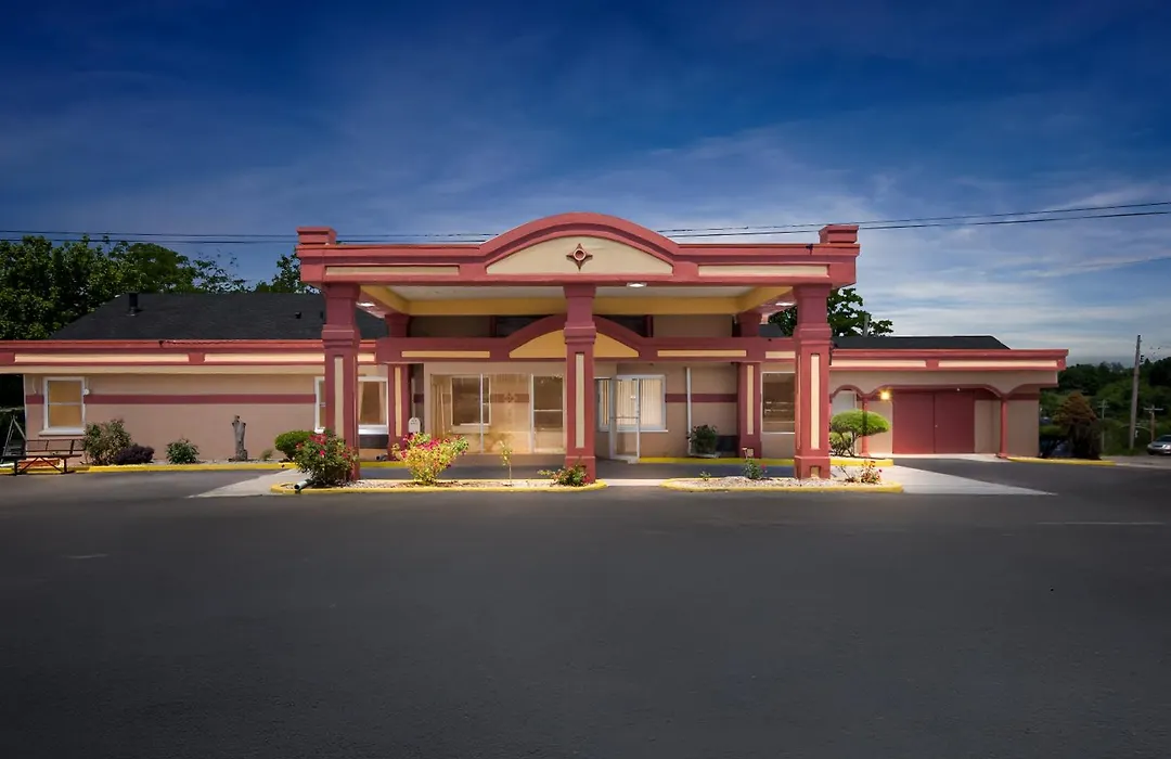 Americas Best Value Inn & Suites Williamstown-1