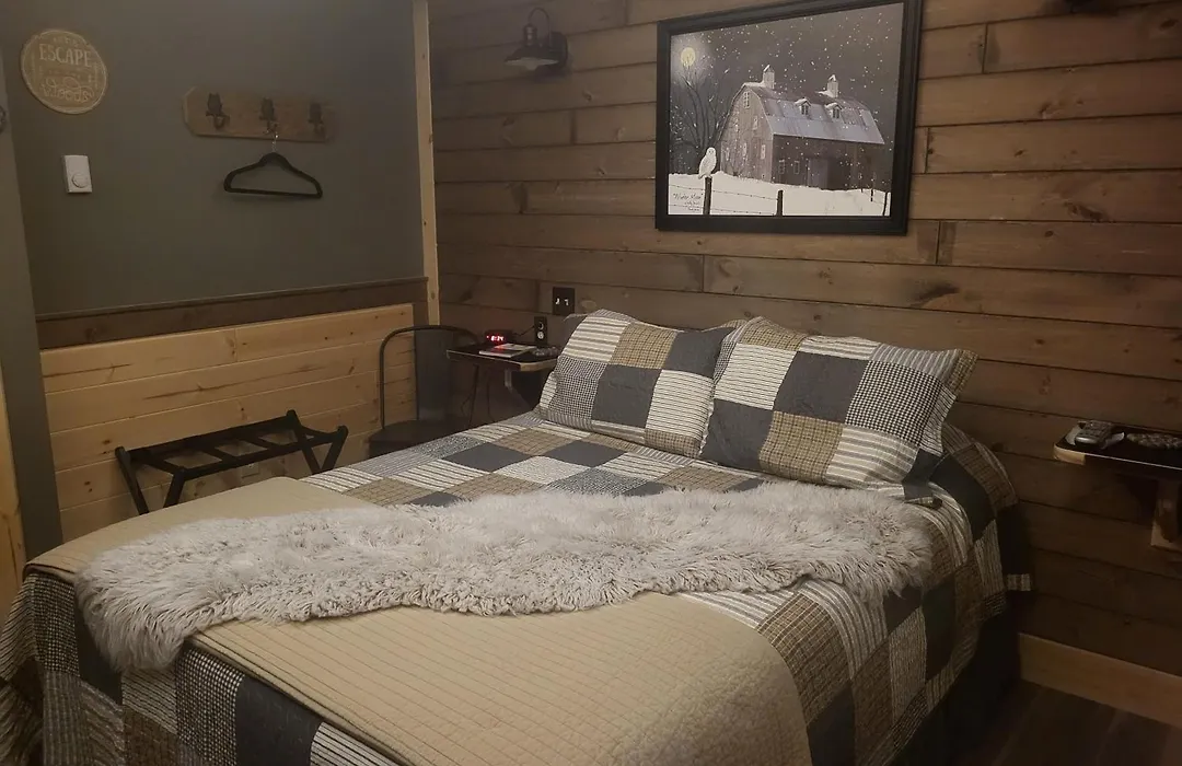 Moosewood Inn-1
