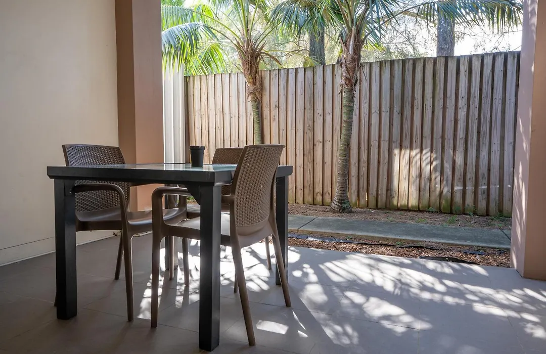 Novena Palms Motel-1