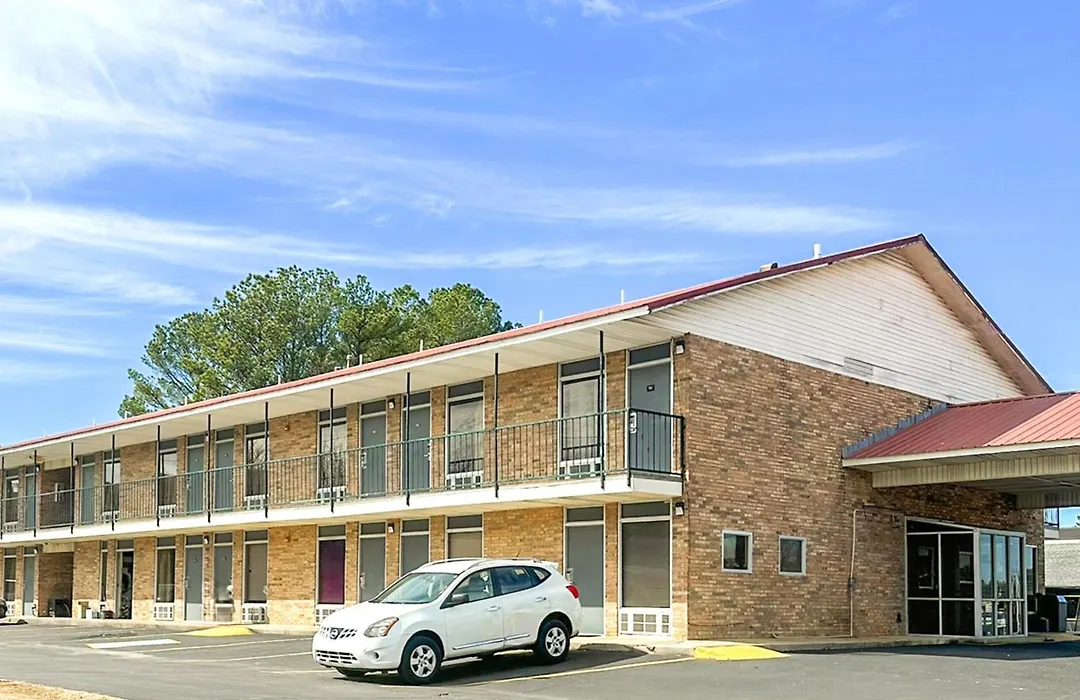 Regal Inn Guntersville Hwy 431-1