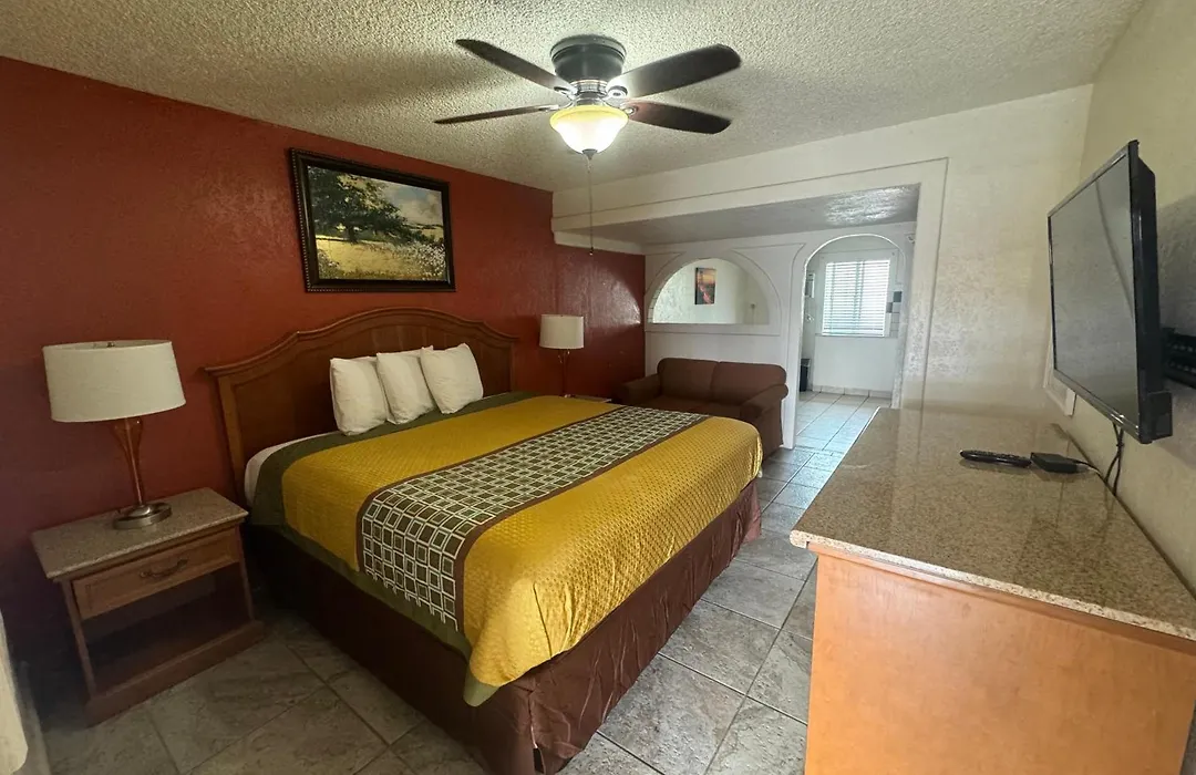 Havasu Inn & Suites-1
