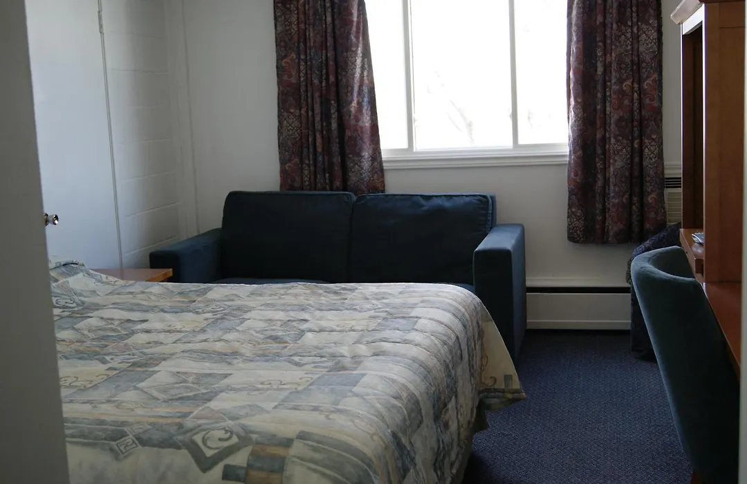Seasons Inn Halifax-1