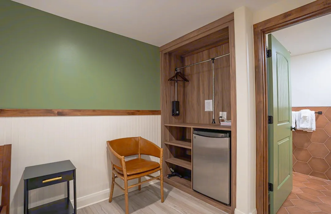 Petty Ranch Inn-1