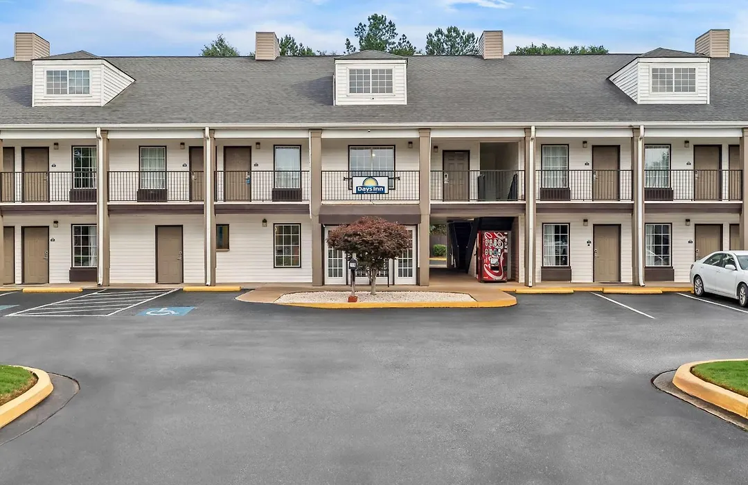 Days Inn By Wyndham Spartanburg-1