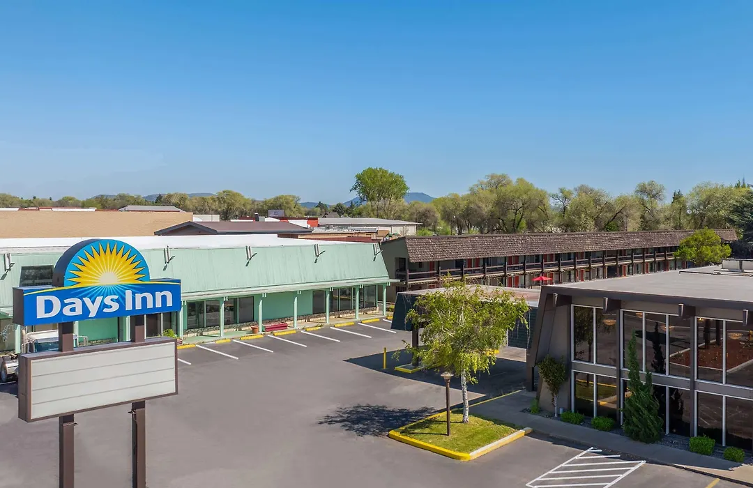 Days Inn By Wyndham Klamath Falls-1