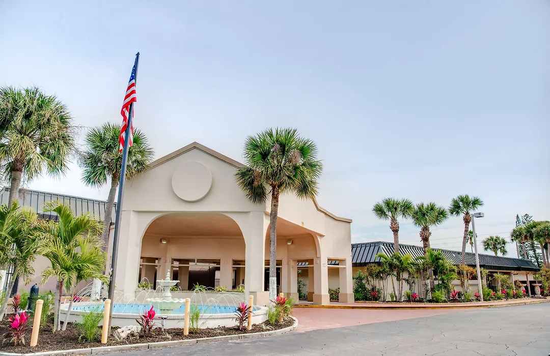 Days Inn By Wyndham St. Petersburg / Tampa Bay Area-1