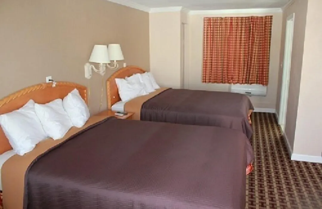 Cape Cod Inn-1