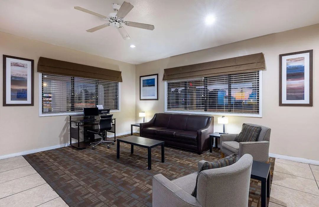 Days Inn By Wyndham Roswell-1