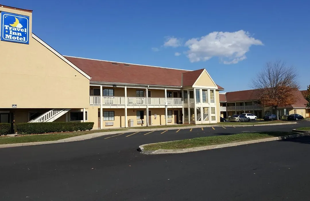 Travel Inn Motel-1