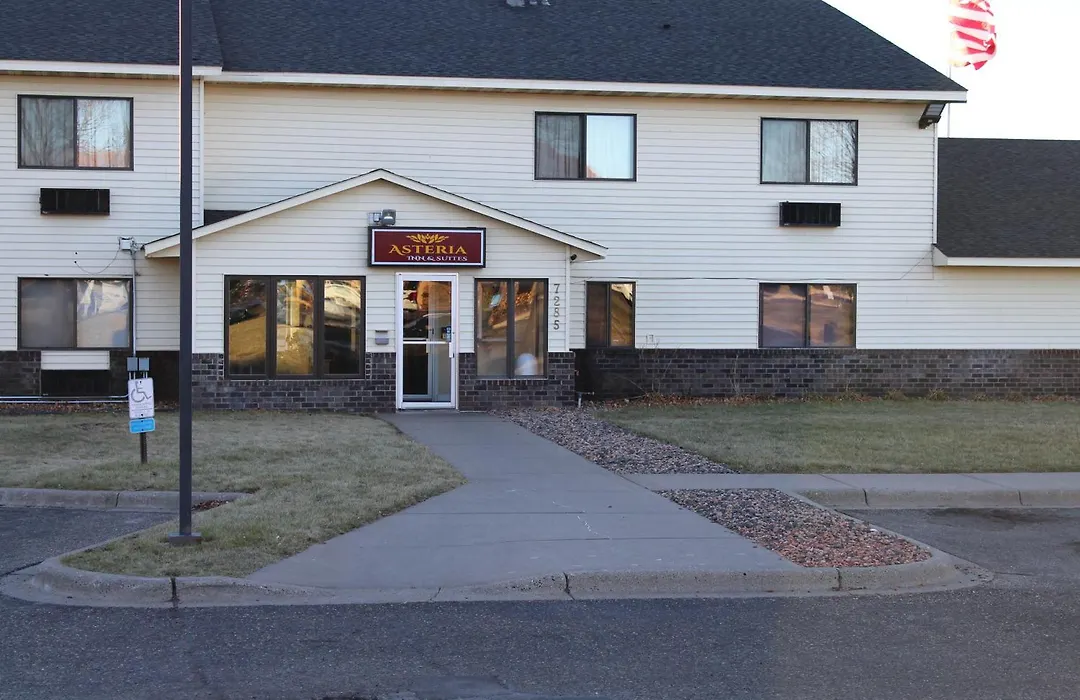 Coratel Inn And Suites Maple Grove-1
