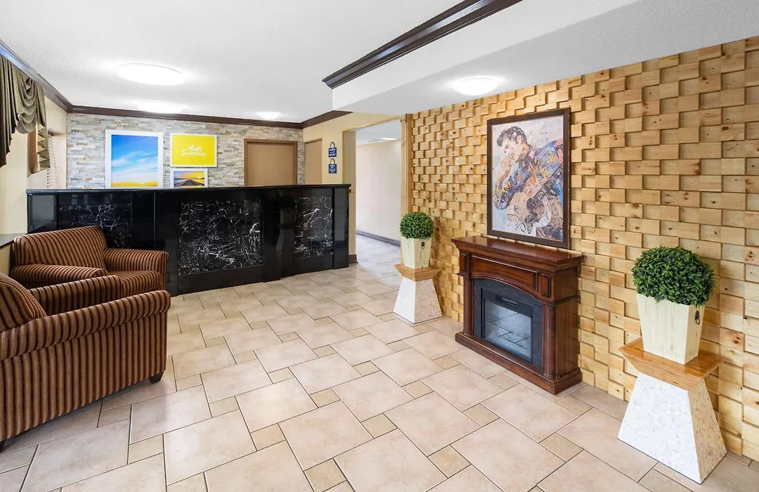 Days Inn By Wyndham Tupelo-1
