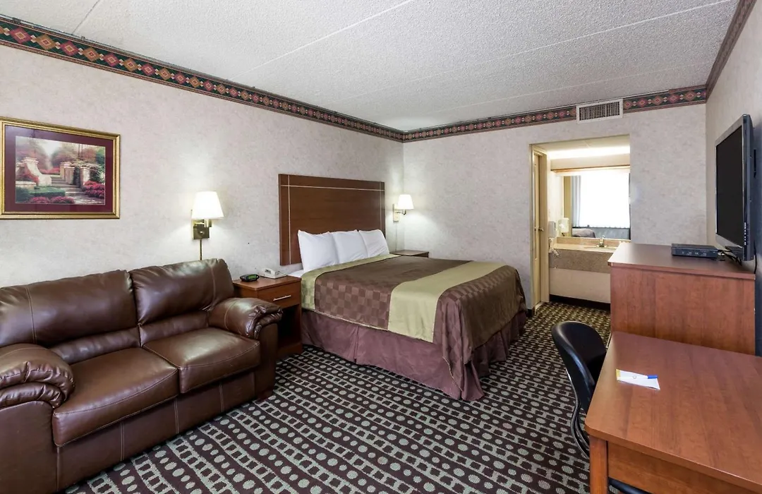 Days Inn By Wyndham Midland-1