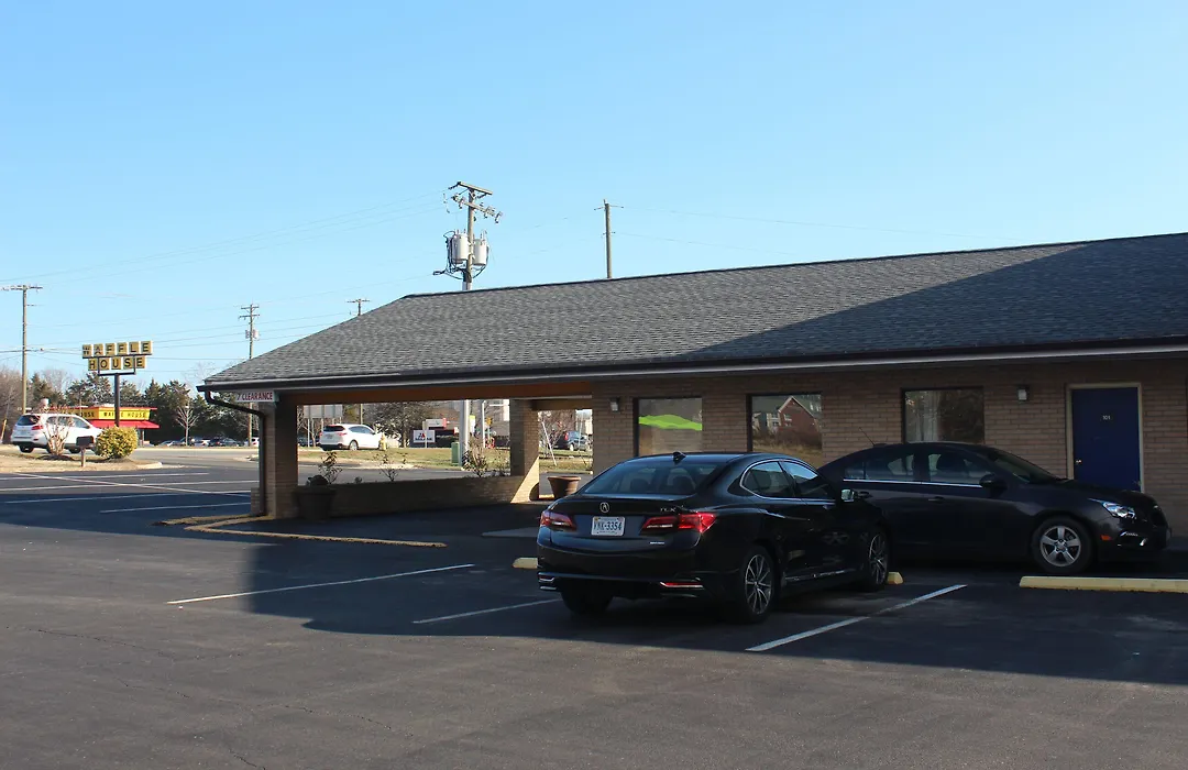 Americas Best Value Inn - Fredericksburg North-1