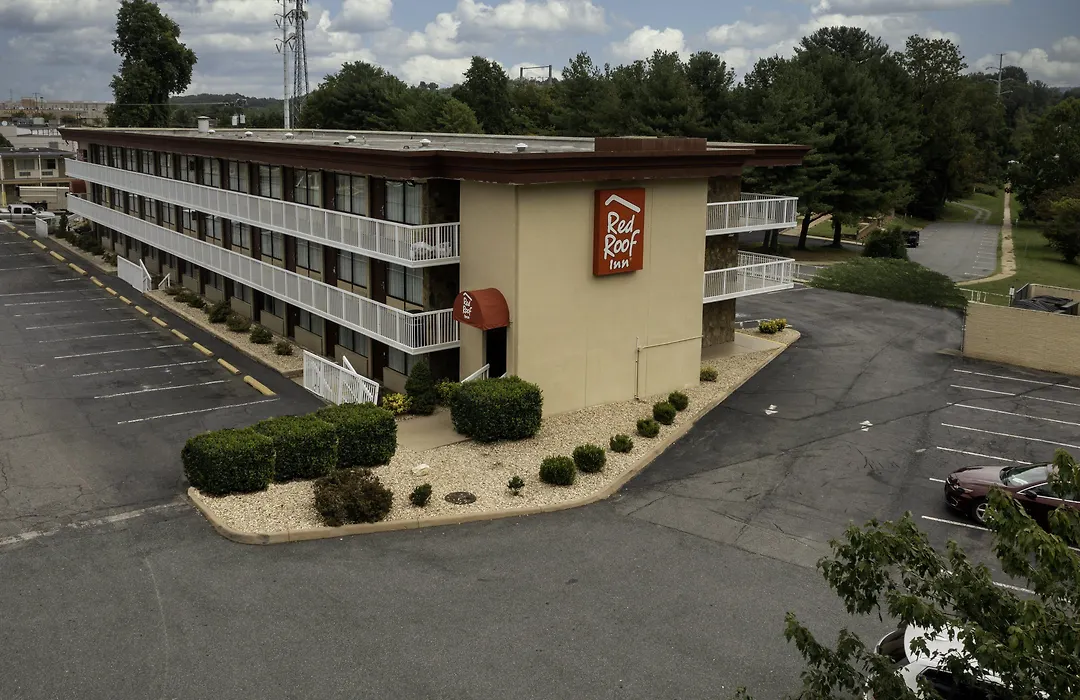 Red Roof Inn Charlottesville-1
