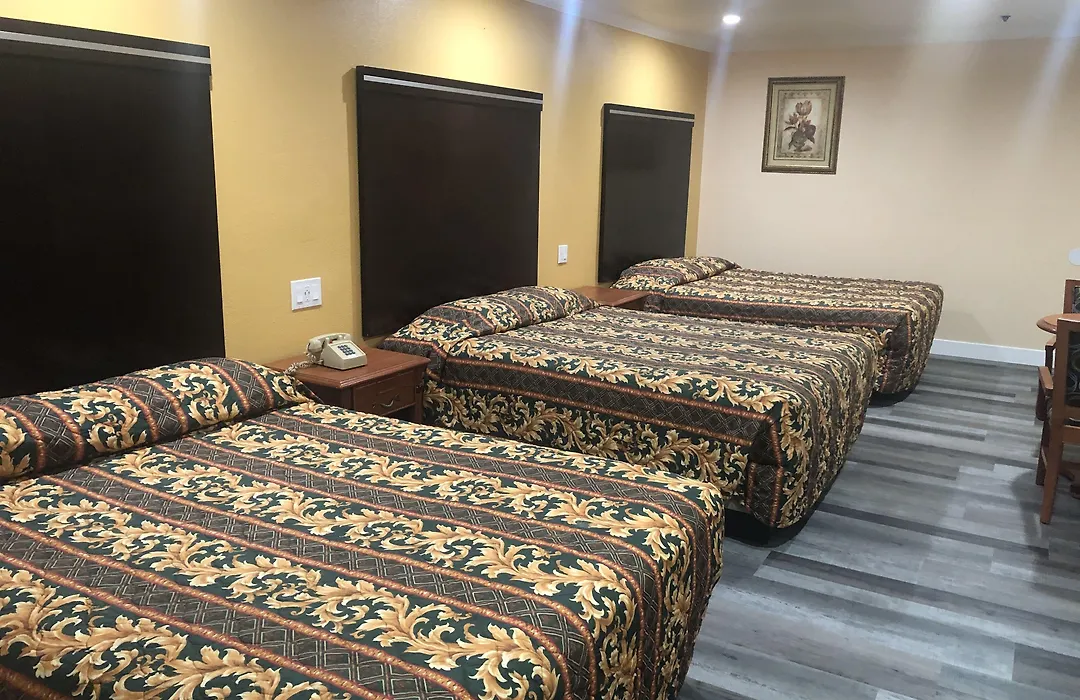 Economy Inn Near Ontario Airport - Chino-1