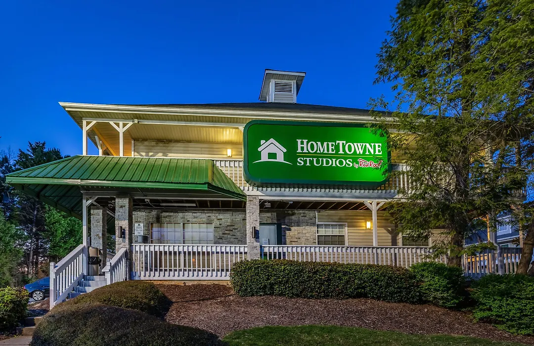 Hometowne Studios By Red Roof Atlanta - Norcross South-1