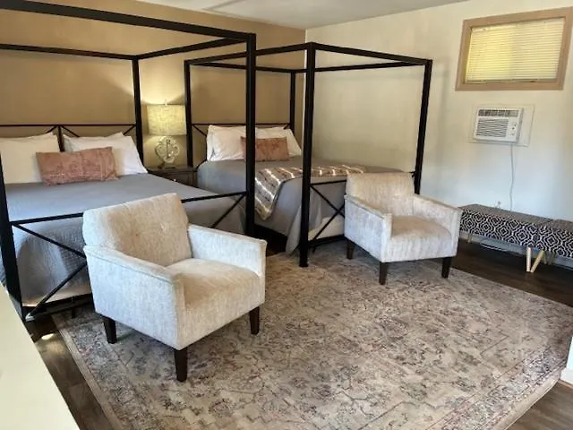 Starlight Lodge At Rockport Harbor-1