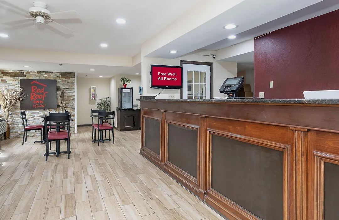 Red Roof Inn & Suites Rome-1