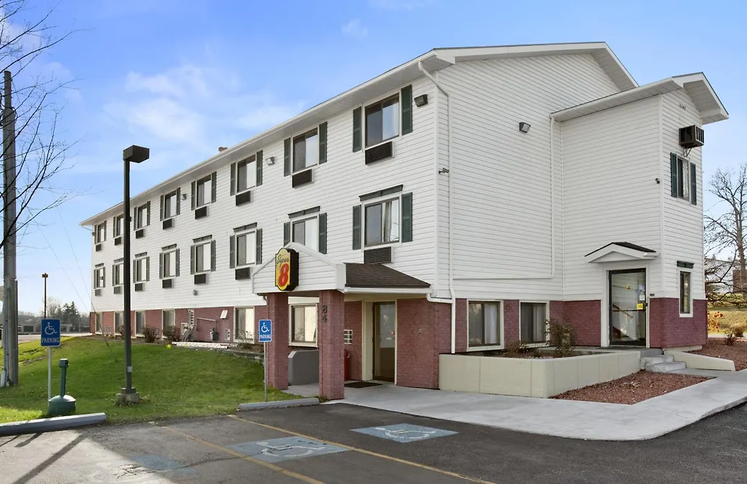 Super 8 By Wyndham Massena Ny-1