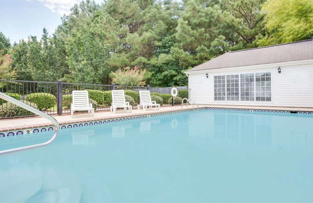 Baymont By Wyndham Ozark-1