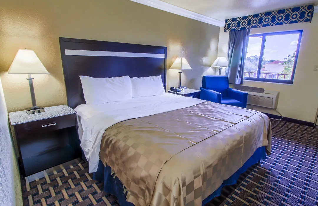Inn Of America-1