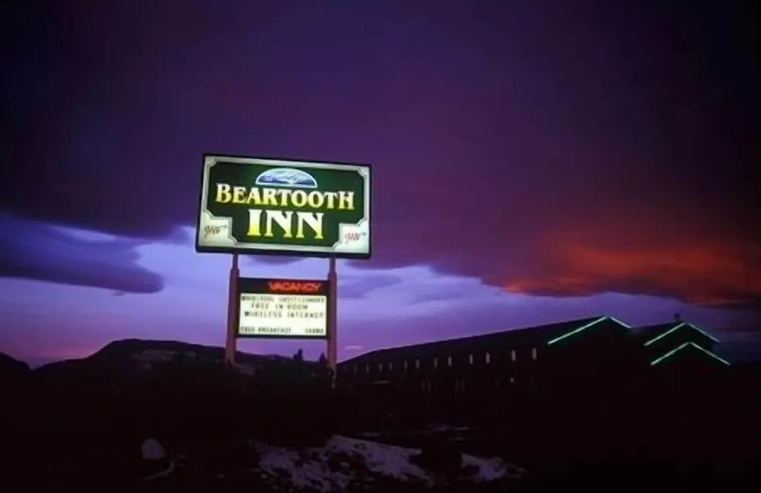 Beartooth Inn-1