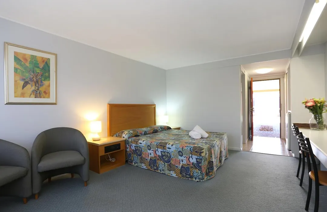 Reef Resort Motel-1