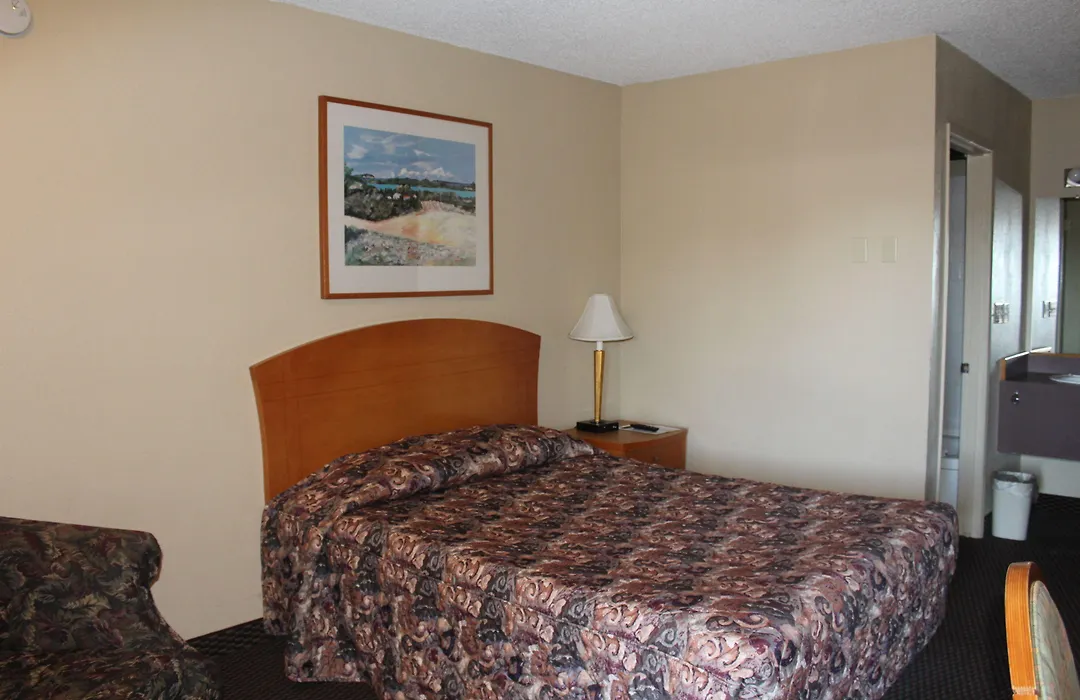 Cedars Inn Lewiston-1