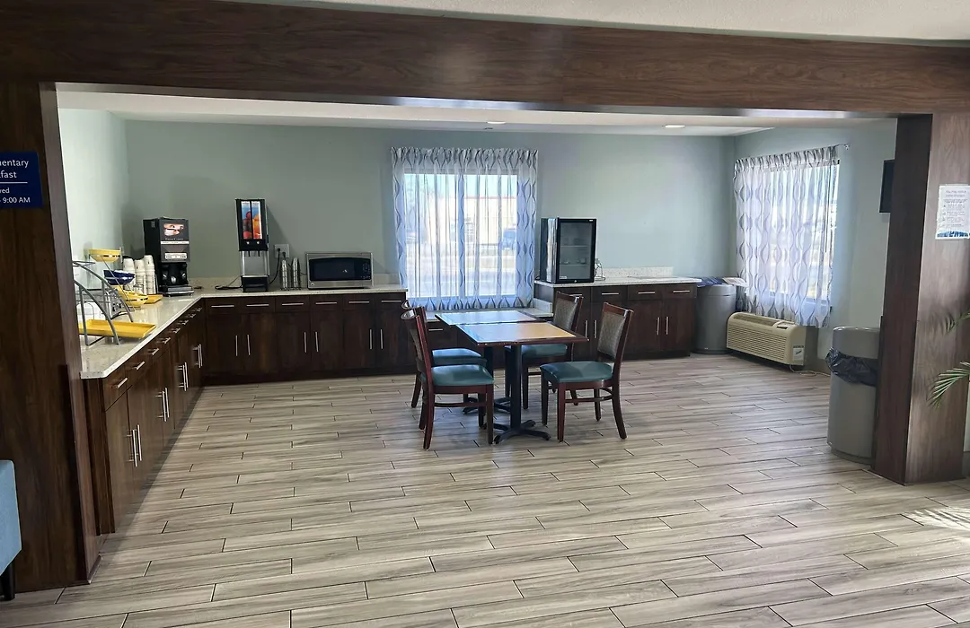 Days Inn By Wyndham Panama City/Callaway-1