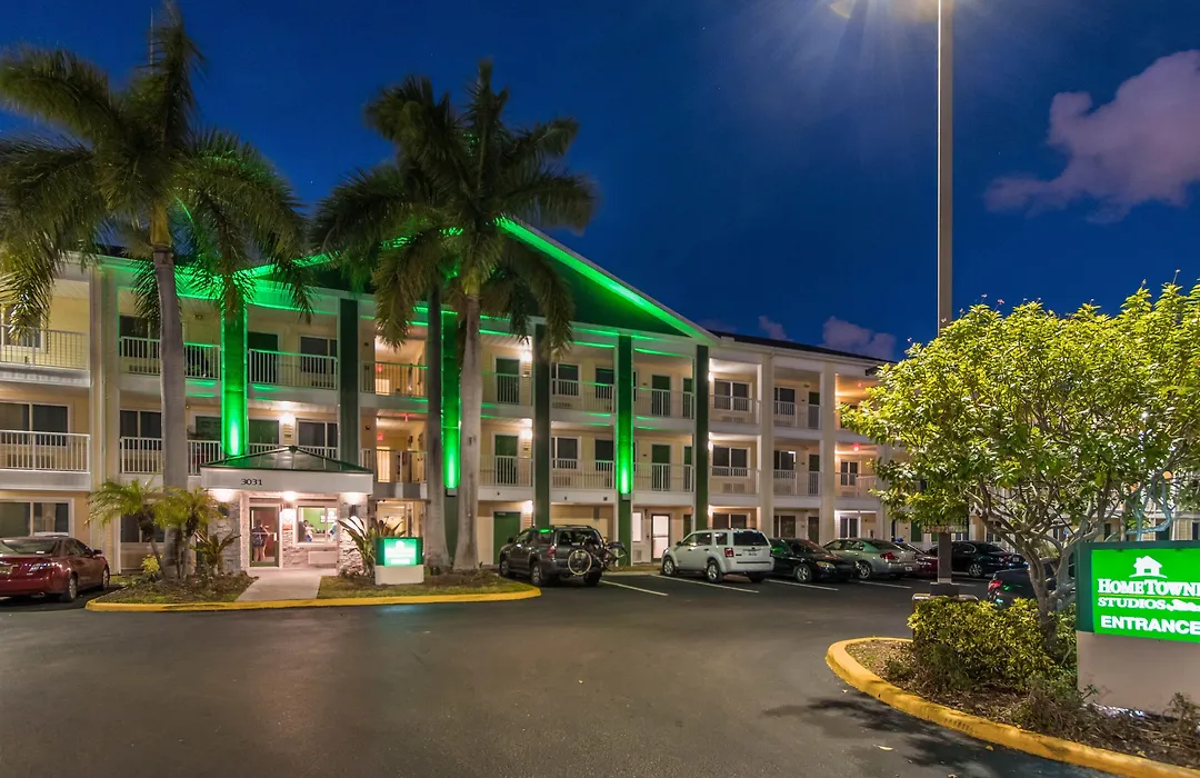 Hometowne Studios By Red Roof Fort Lauderdale-1