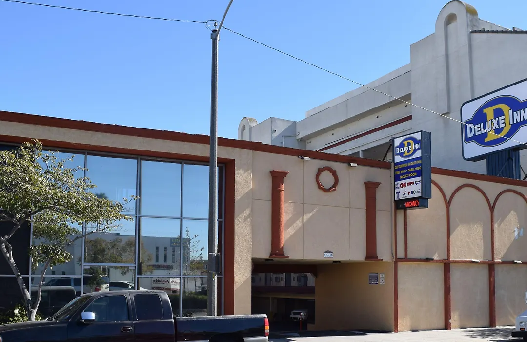 Deluxe Inn Hawthorne/ Lax-1