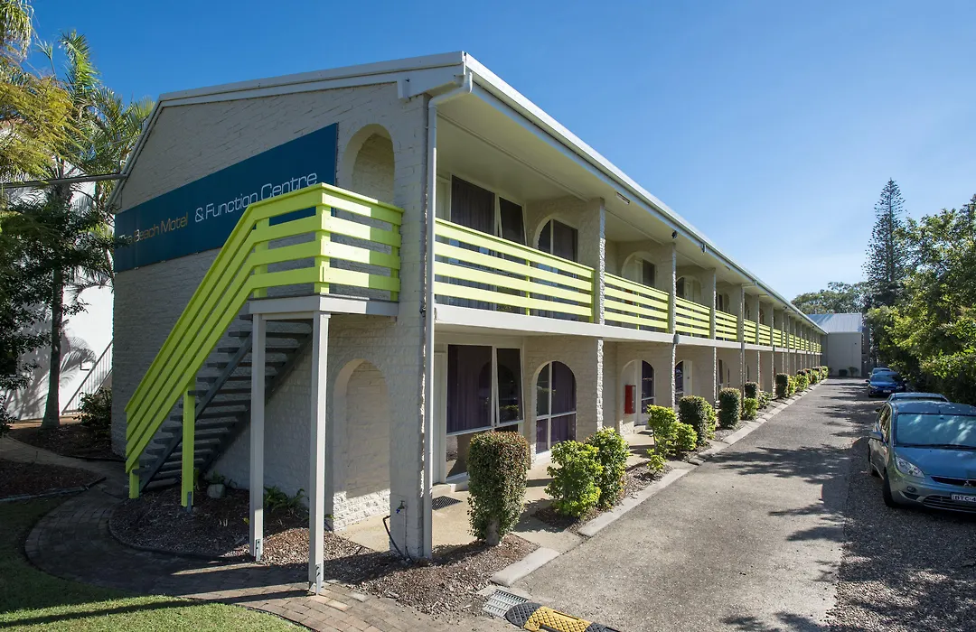 The Beach Motel Hervey Bay-1
