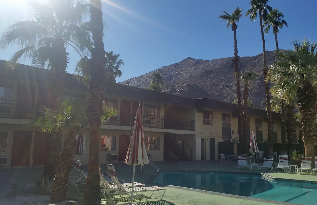 Desert Lodge-1