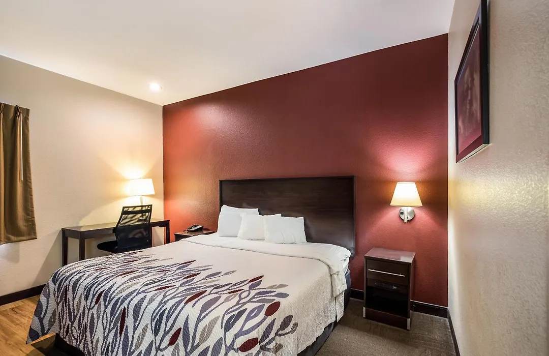 Red Roof Inn St Louis - Troy, Il-1
