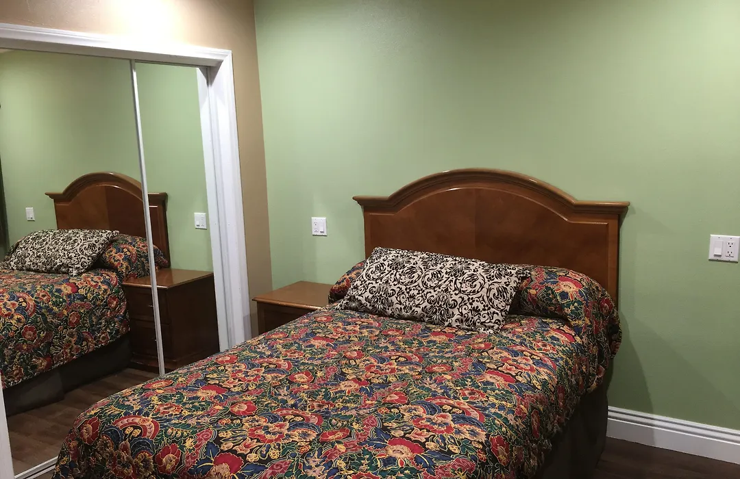 American Inn & Suites Lax Airport-1