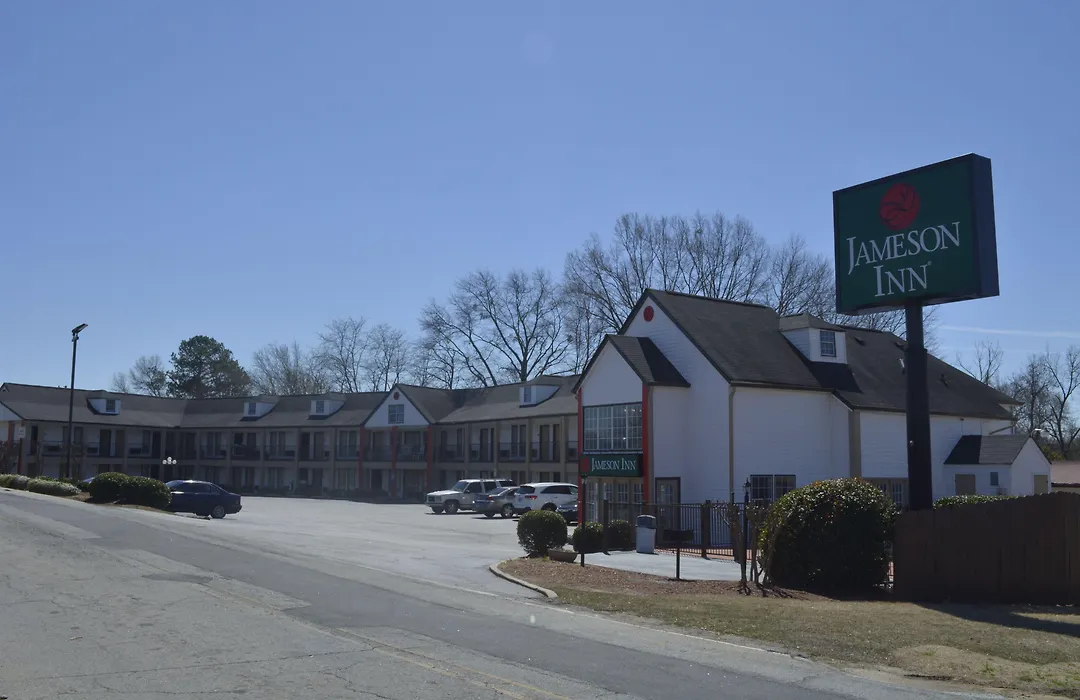 Jameson Inn Winder-1