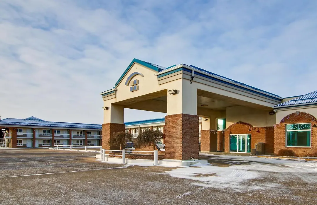 Canalta Hotel Stettler-1