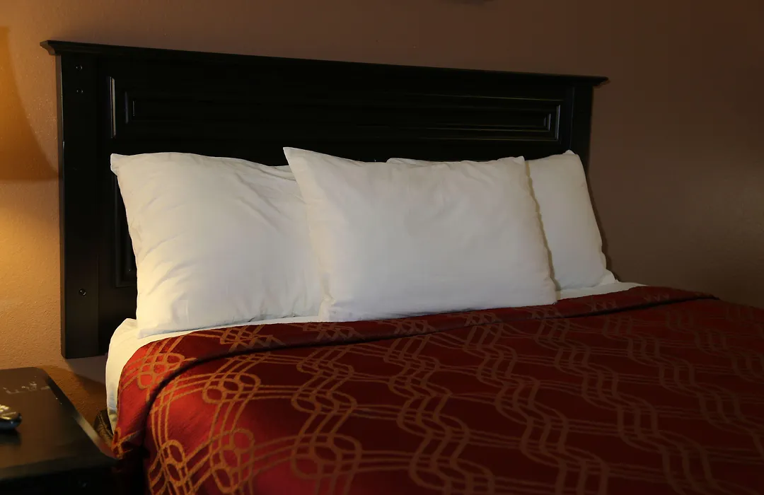 Americas Best Value Inn Kelso-1