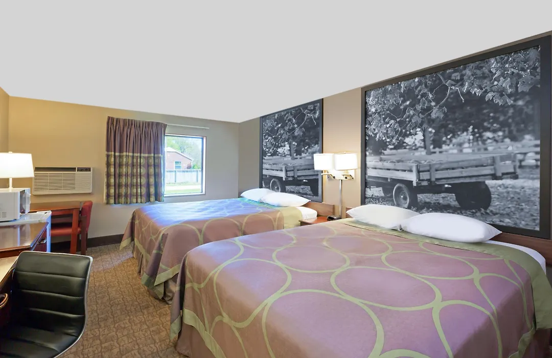 Super 8 By Wyndham Carroll-1