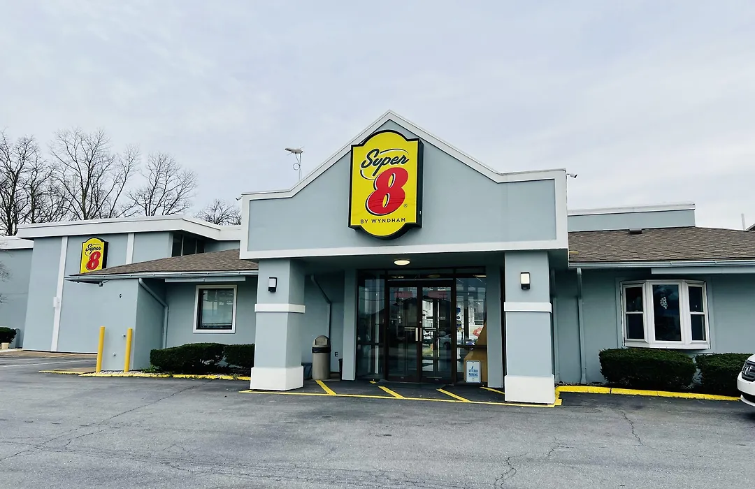 Super 8 By Wyndham Carlisle North-1