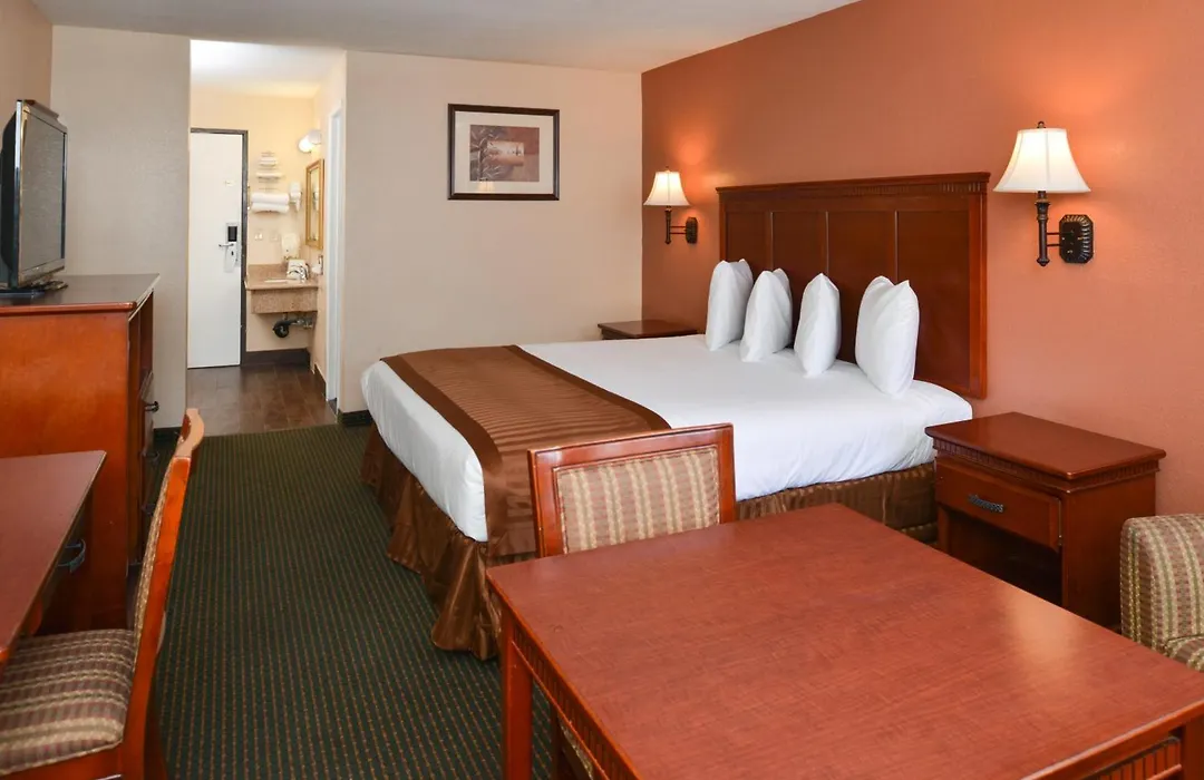 Americas Best Value Inn & Suites-East Bakersfield-1