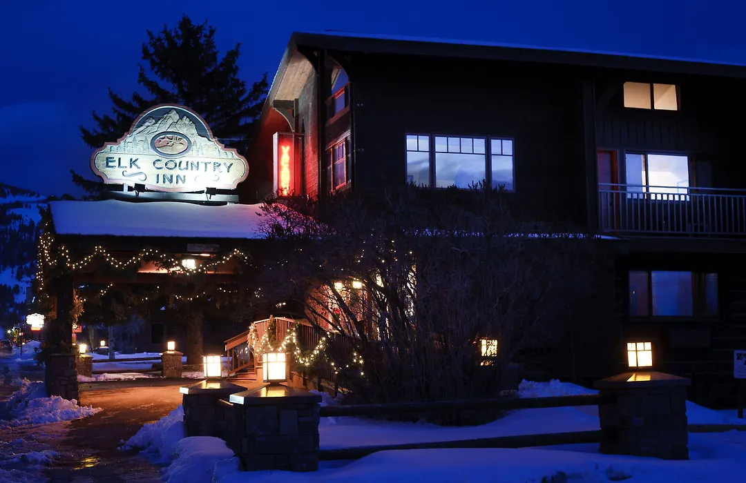 Elk Country Inn-1