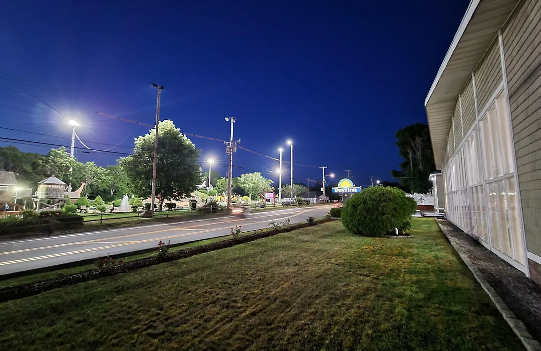 Days Inn By Wyndham - Cape Cod-1
