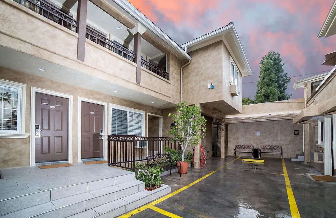 Nite Inn At Universal City - Walking Distance To Universal Studios Hollywood-1