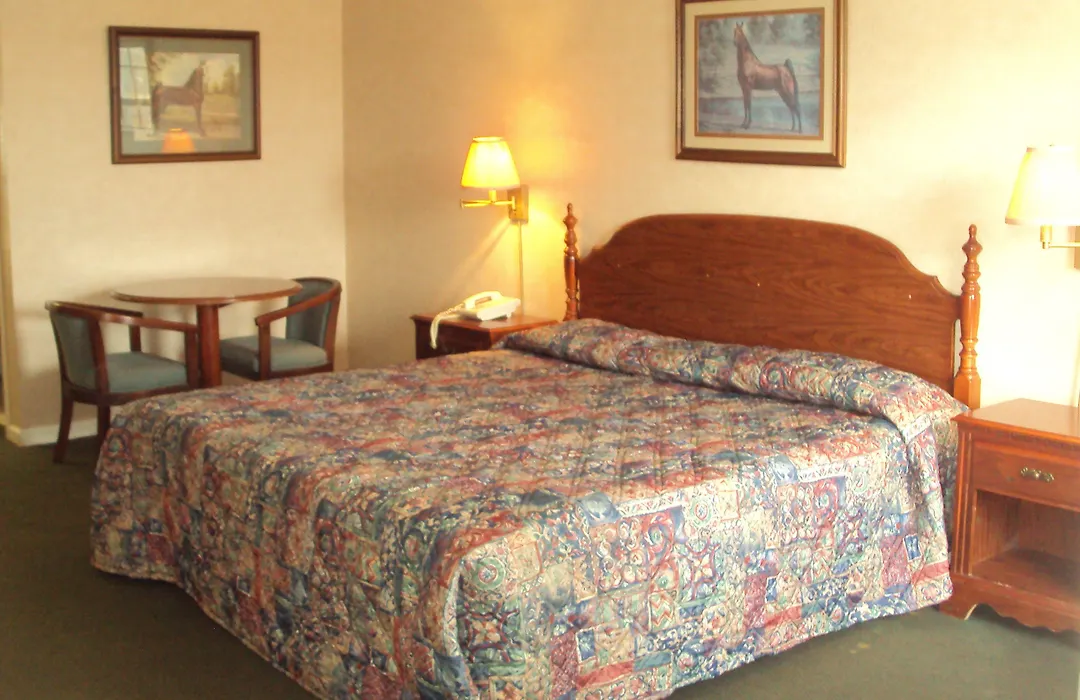 Executive Inn-1