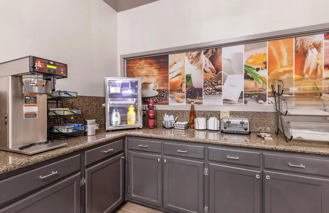 America'S Best Value Inn & Suites-Clinton-1