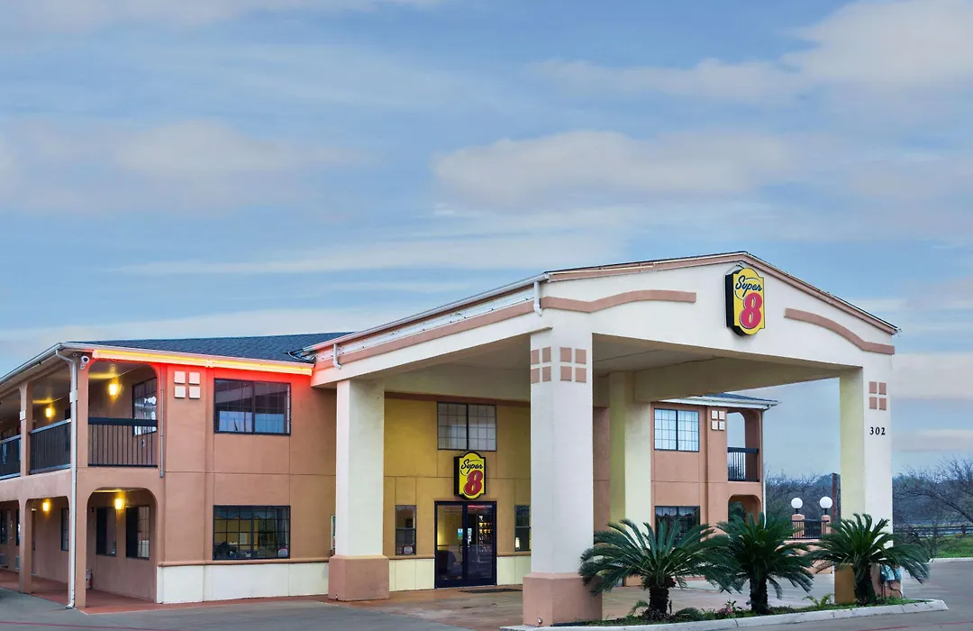 Super 8 By Wyndham San Antonio/Riverwalk Area-1