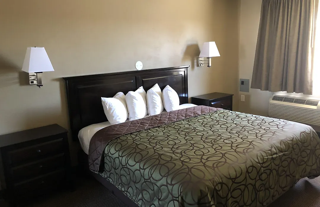 Mountain View Inn-1