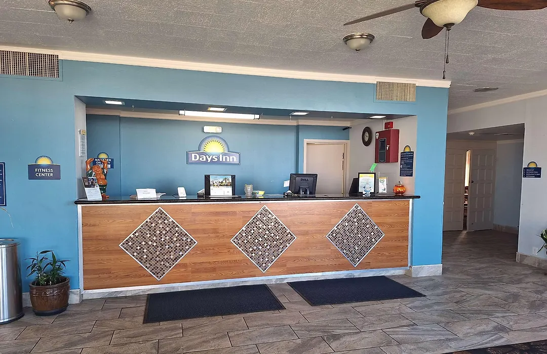 Days Inn By Wyndham Colorado City-1